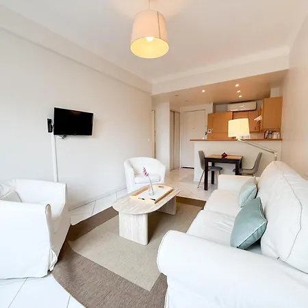 - Croisette - Direct Facing Palais Des Festivales - Id709 Square9 Appartement